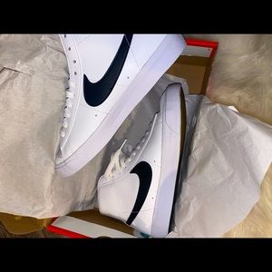Blazer Mid ‘77 Vintage ‘White Black’